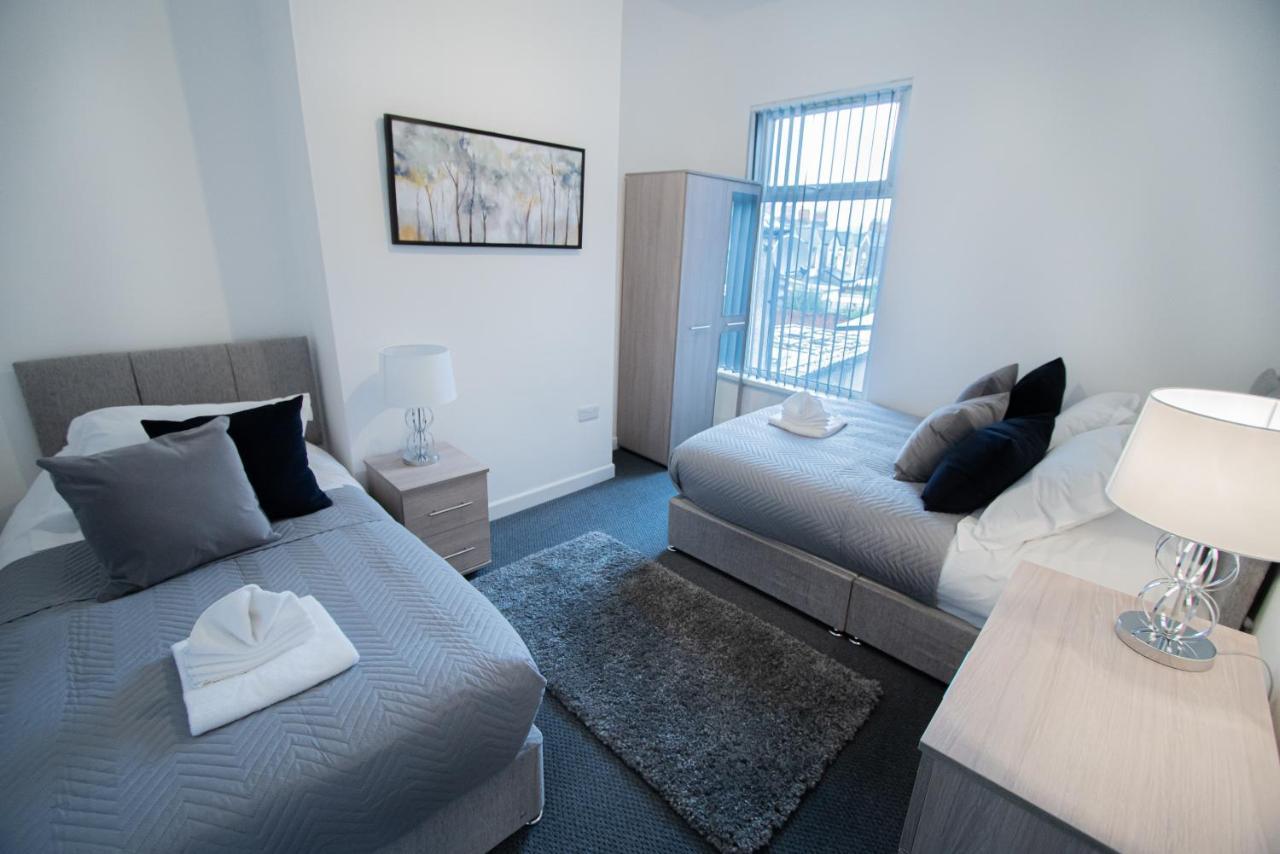 Corpa Heights Apartment นิวพอร์ต ภายนอก รูปภาพ