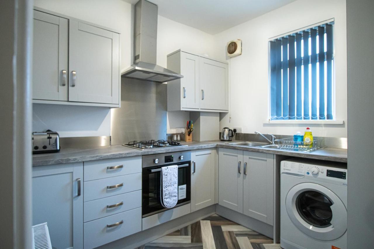 Corpa Heights Apartment นิวพอร์ต ภายนอก รูปภาพ