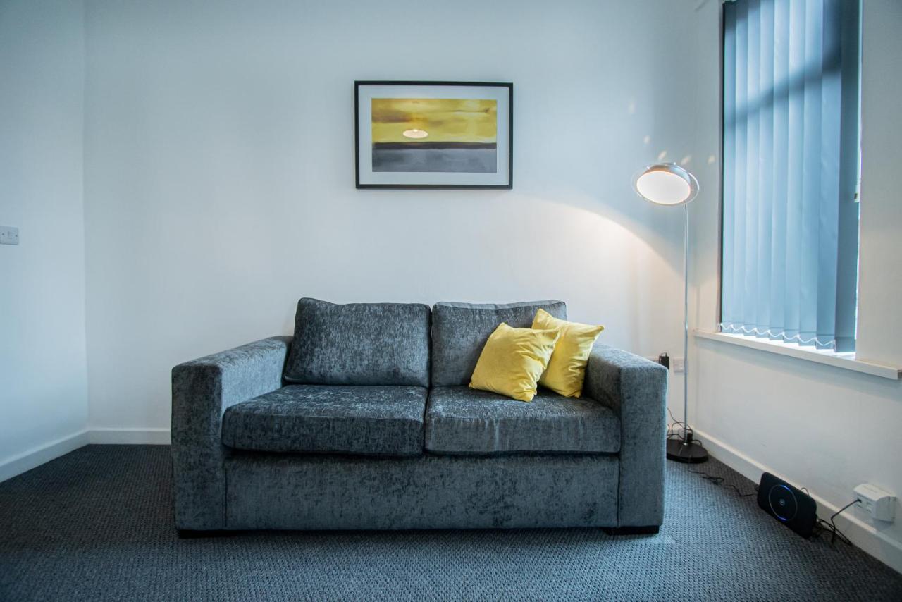 Corpa Heights Apartment นิวพอร์ต ภายนอก รูปภาพ